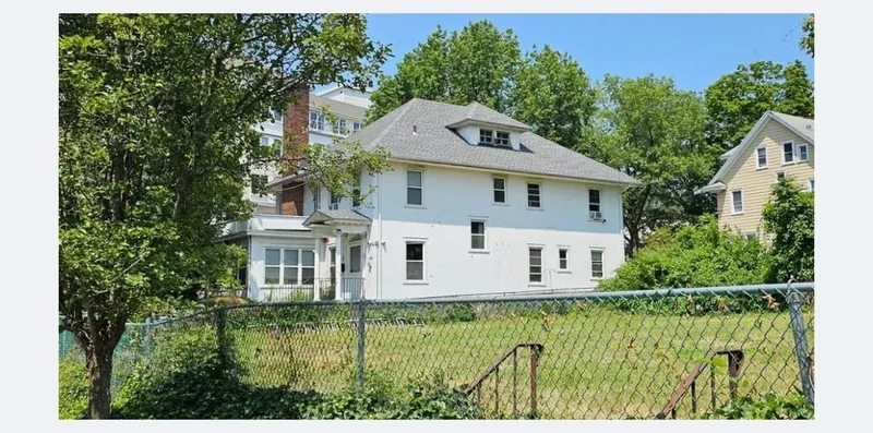 13 Longview Avenue, White Plains, NY, 10605, USA, White Plains, New York, United States. - Photo 3