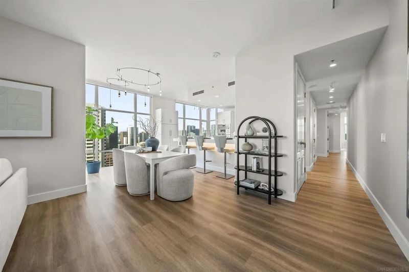 550 Front St 2303, San Diego, California, United States. - Photo 4
