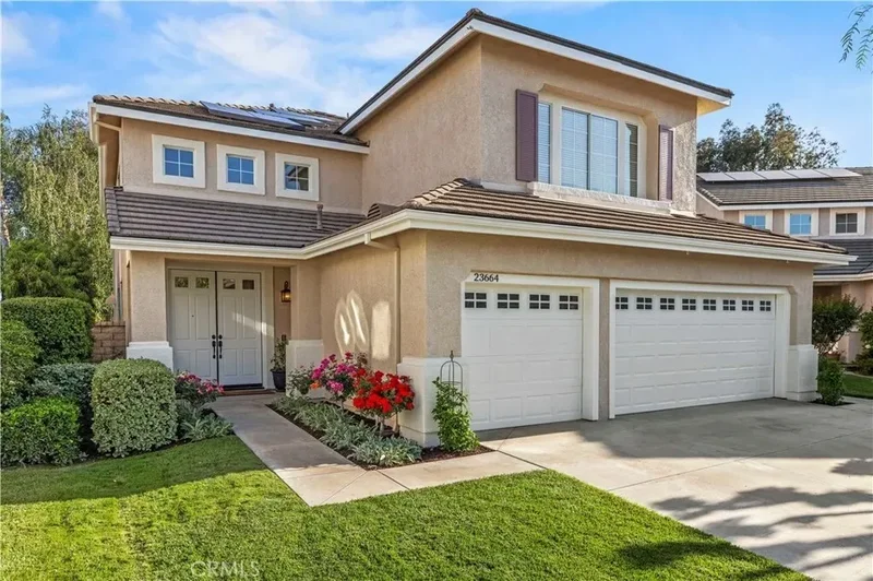 23664 Clearidge Drive, Santa Clarita, California, United States. - Photo 3