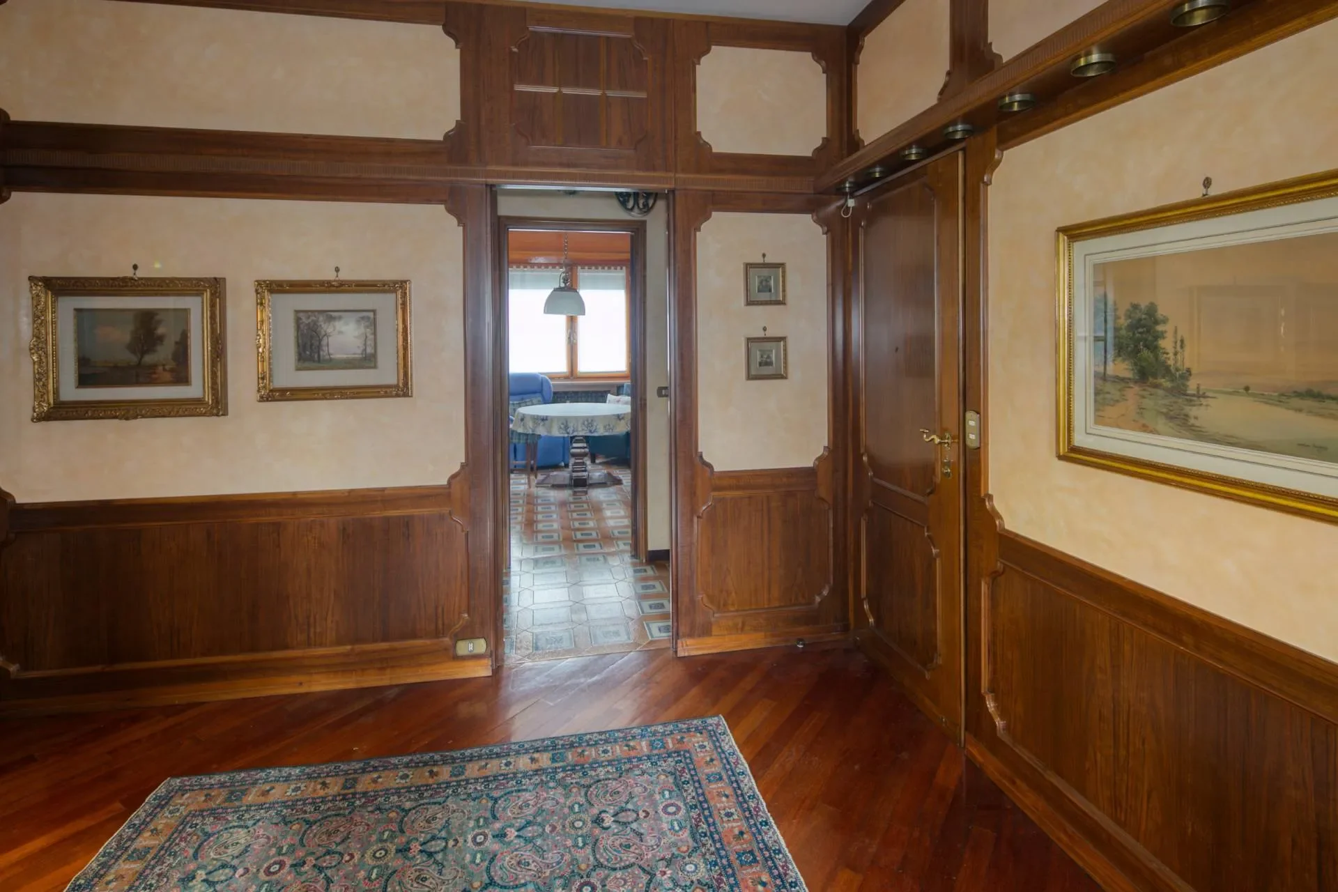 Gallery photo 6
