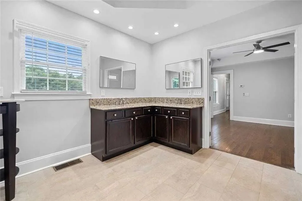 2830 Alston Drive Drive SE, Atlanta, Georgia, United States. - Photo 21