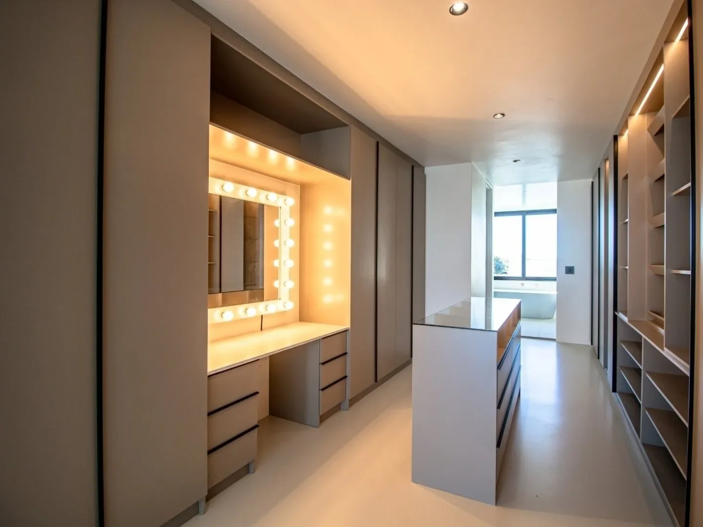 Gallery photo 9