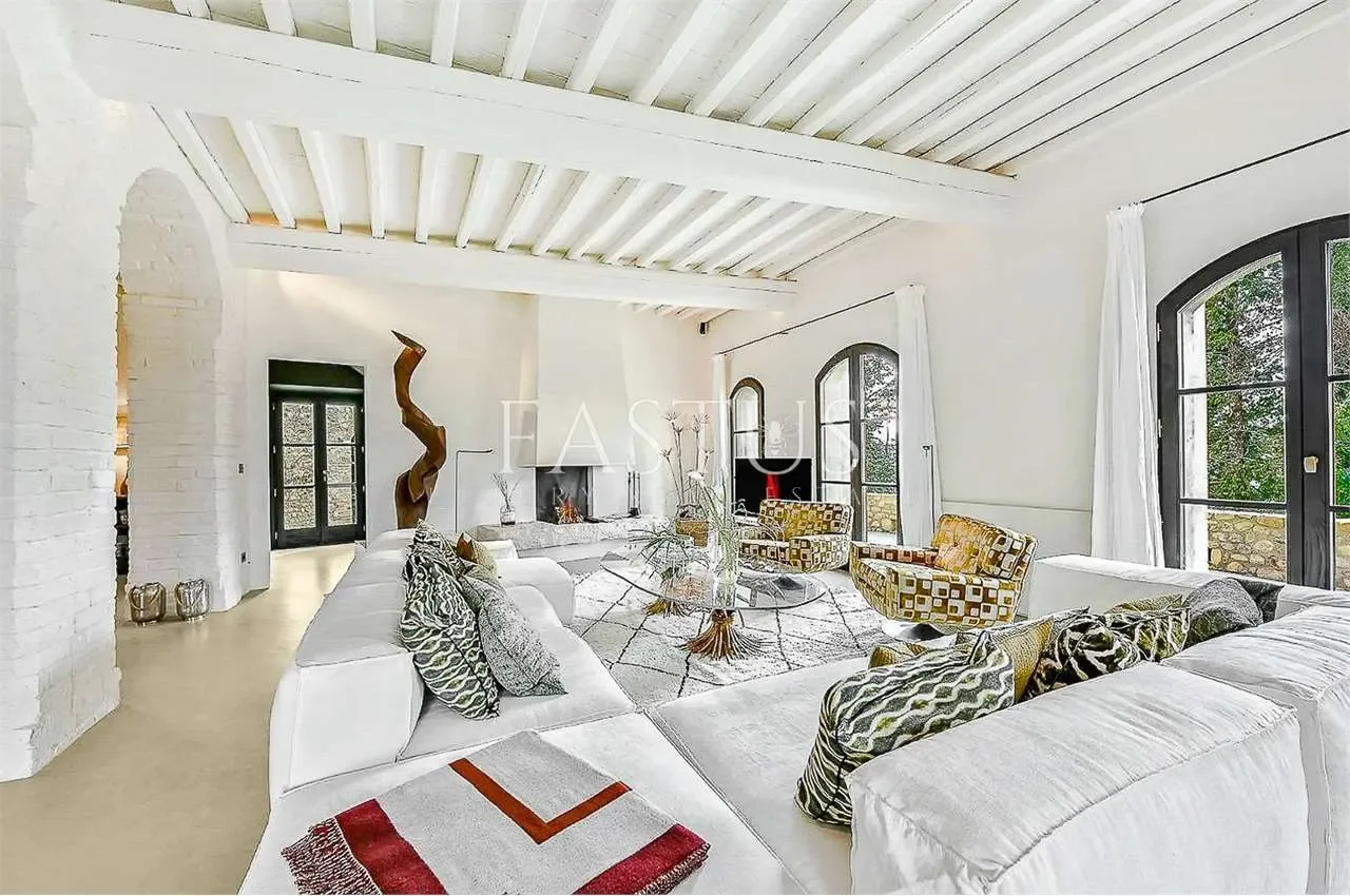 Gallery photo 1