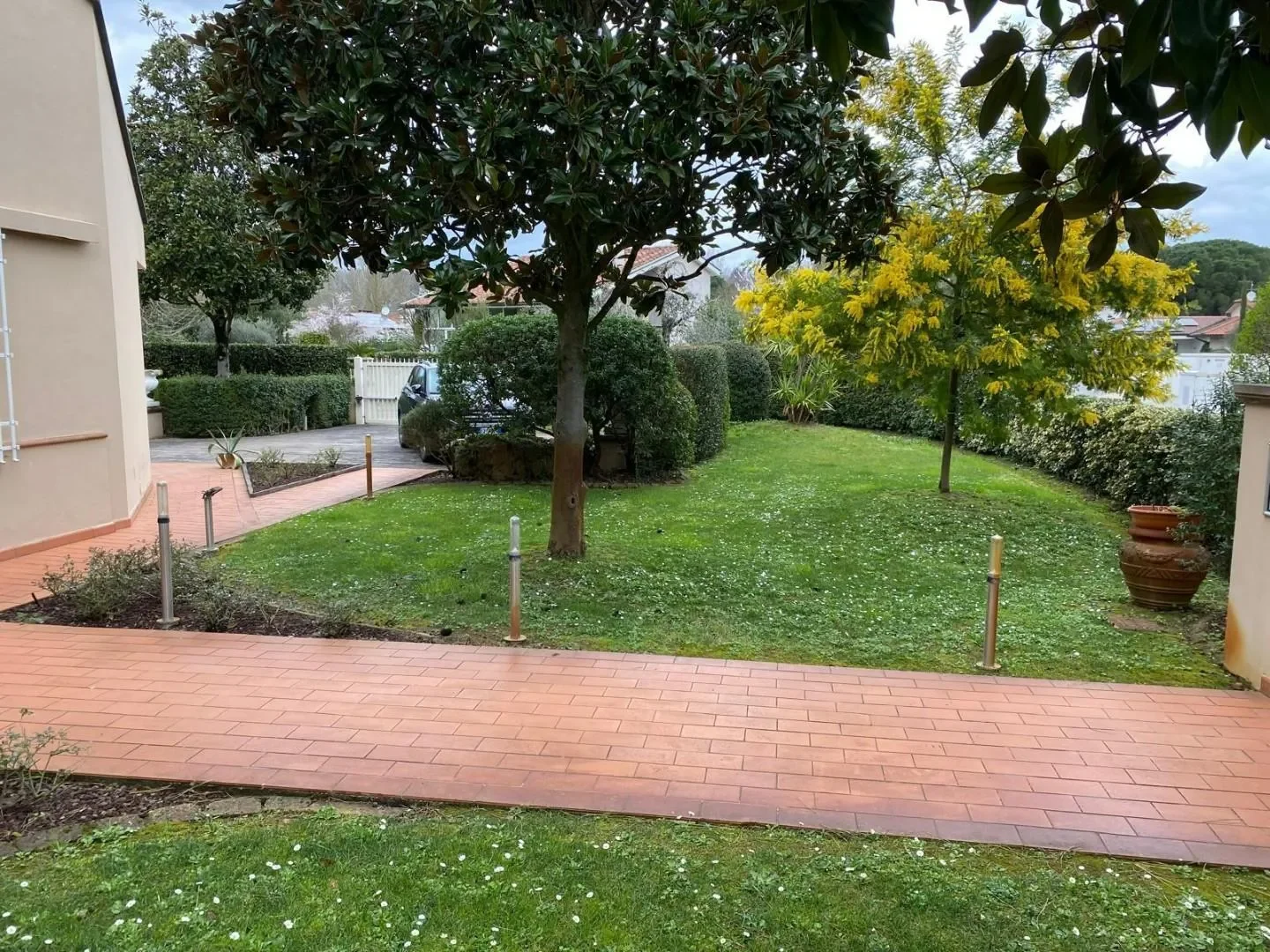 Via dei Salici, Pontedera, Tuscany, Italy. - Photo 8