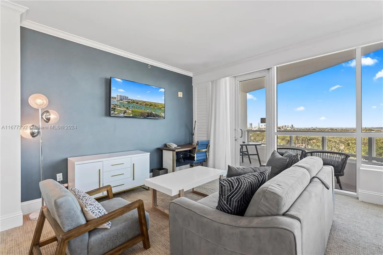 4401 Collins Ave 915, Miami Beach, Florida, United States. - Photo 8