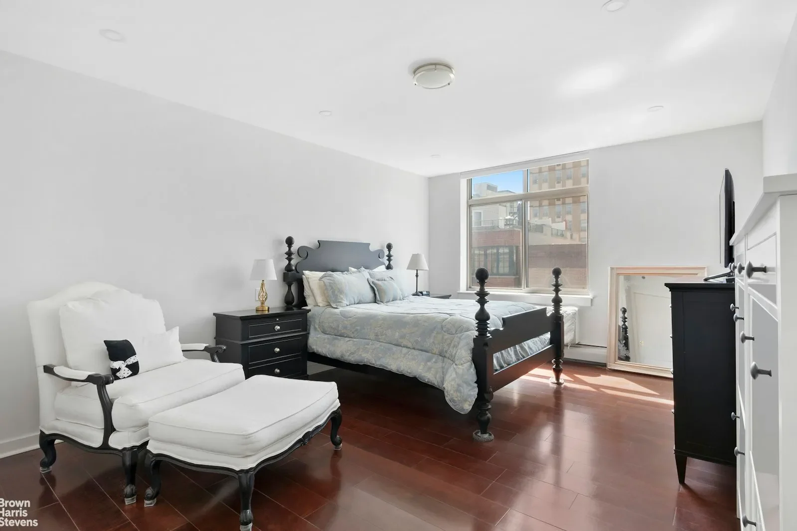 Gallery photo 7