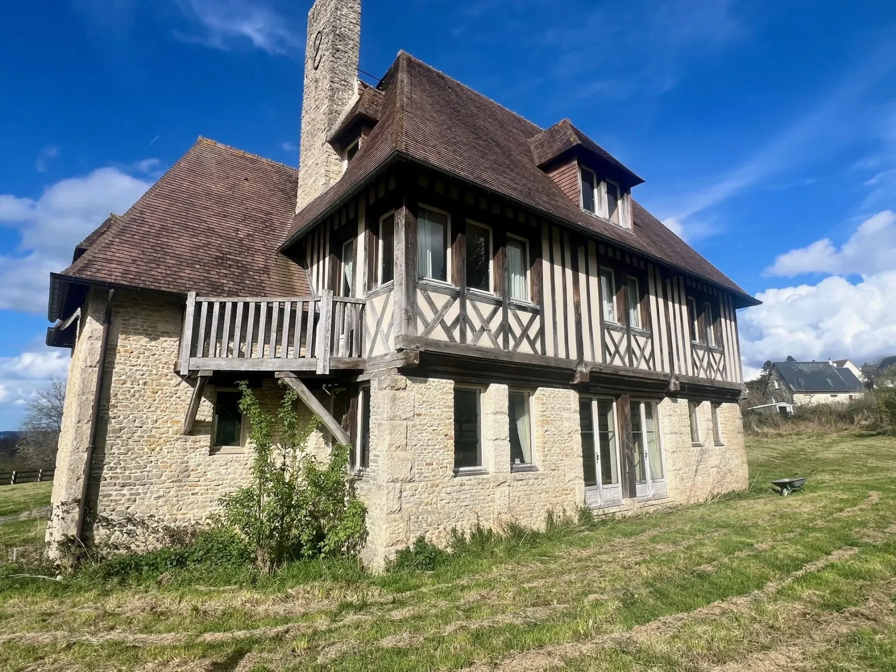 Exterior photo 7
