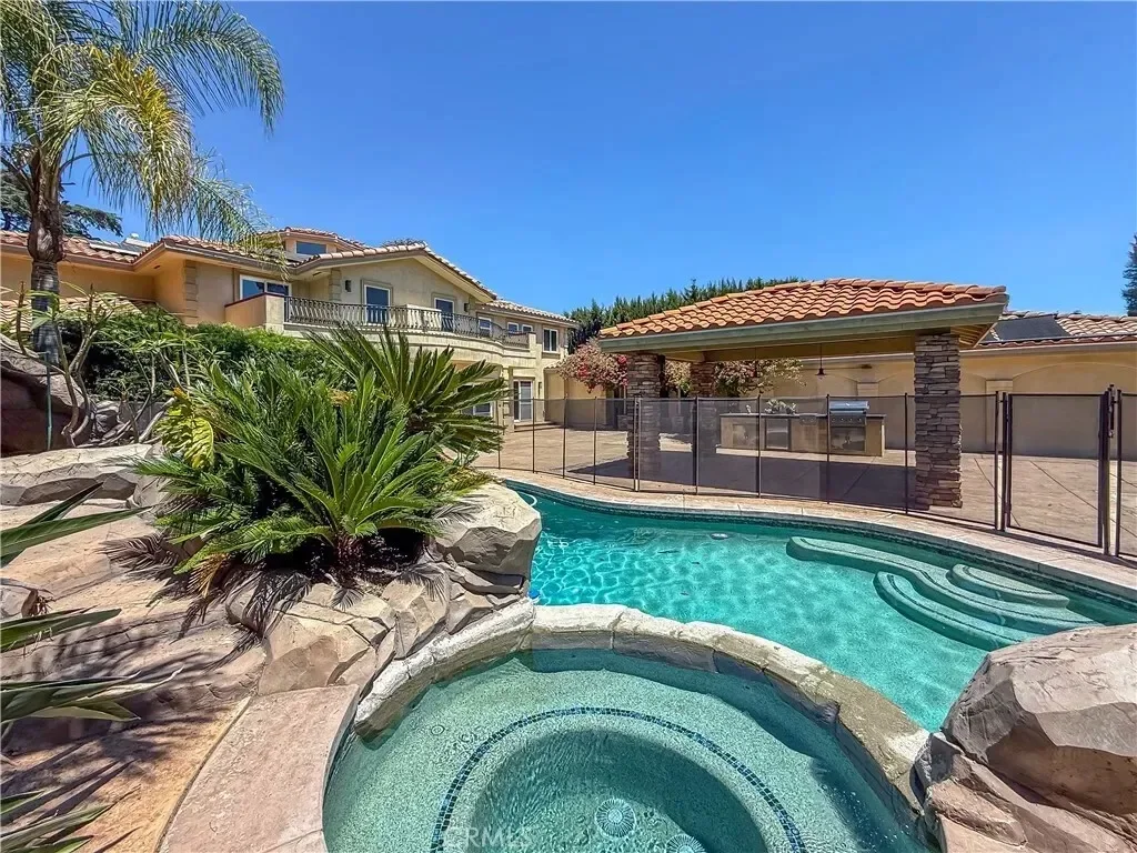 202 W Lemon Avenue, Arcadia, California, United States. - Photo 47