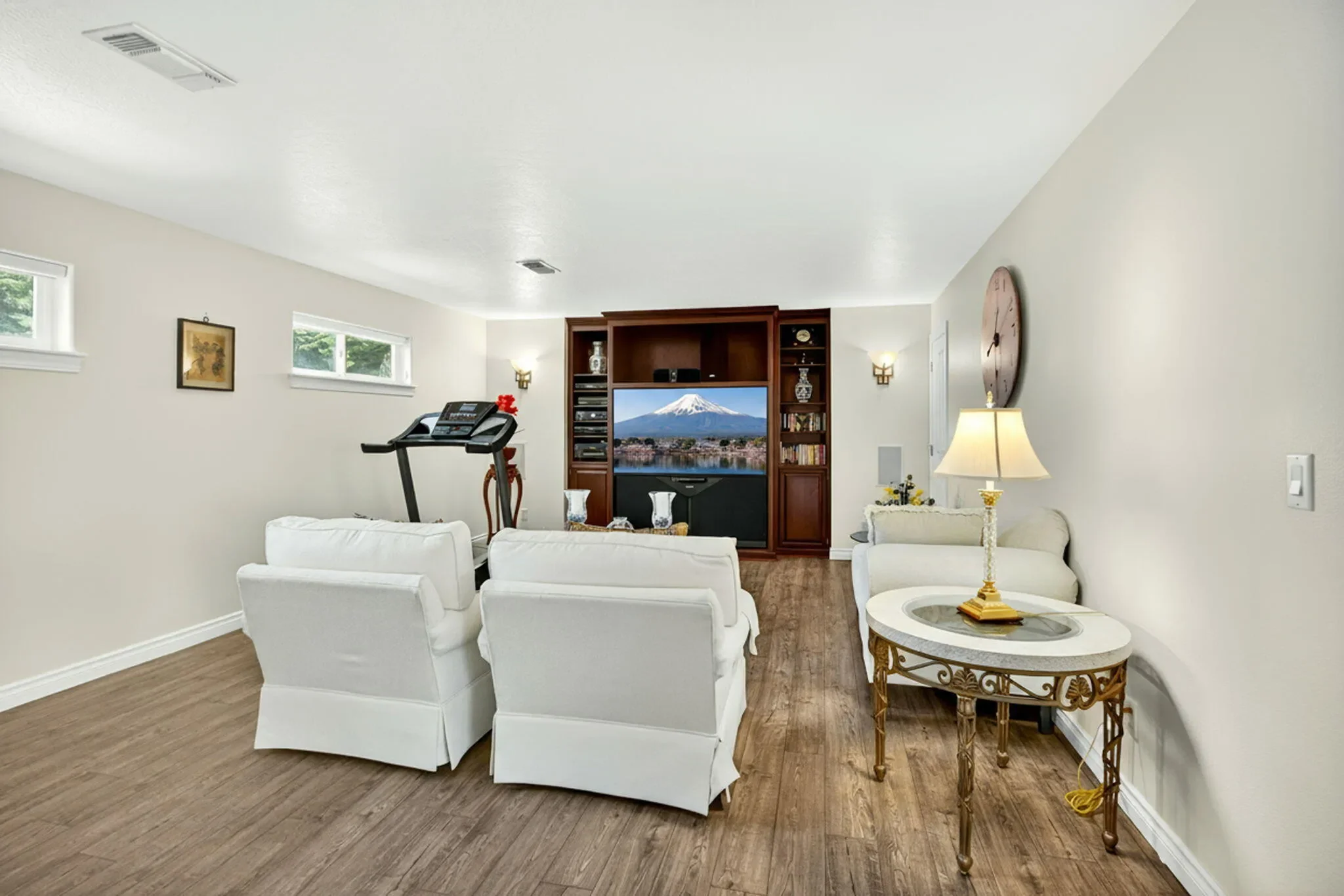 Gallery photo 2