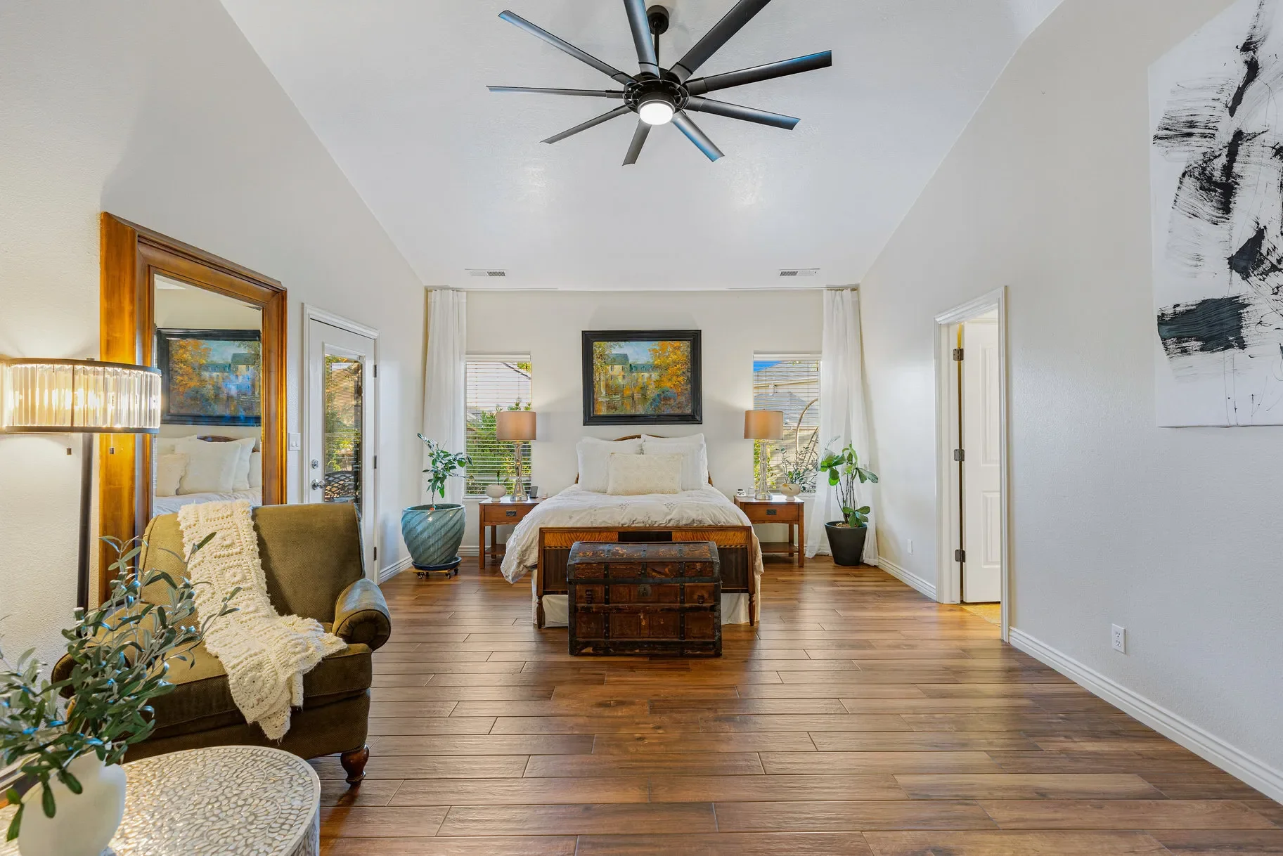 Gallery photo 8