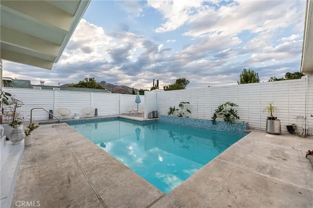 17042 Lisette, Granada Hills, CA, 91344, USA, Los Angeles, California, United States. - Photo 57