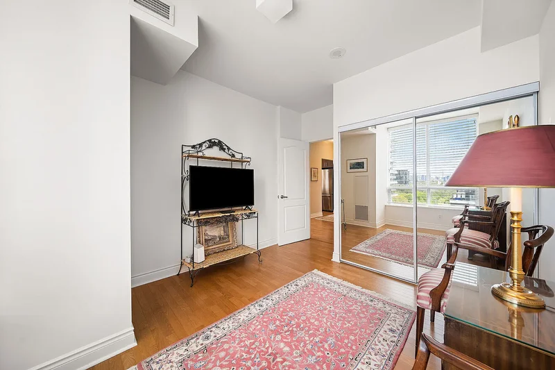1105 Leslie St  903, Toronto, ON M3C 4G9, Toronto, Ontario, Canada. - Photo 32
