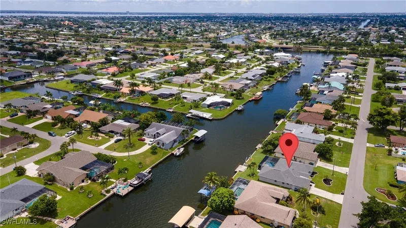 2201 SE 10th Avenue, Cape Coral, FL 33990, Cape Coral, Florida, United States. - Photo 29
