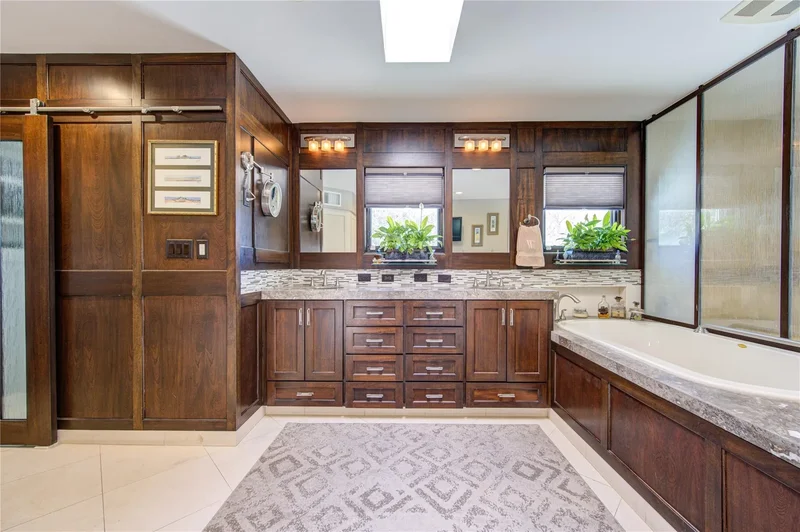 2500 Glen Haven, Houston, Texas, United States. - Photo 15