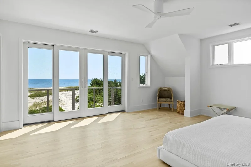 617 Dune Road, Westhampton, New York, United States. - Photo 2