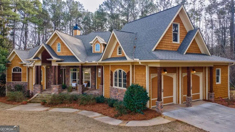 Single Family Residence in Watkinsville