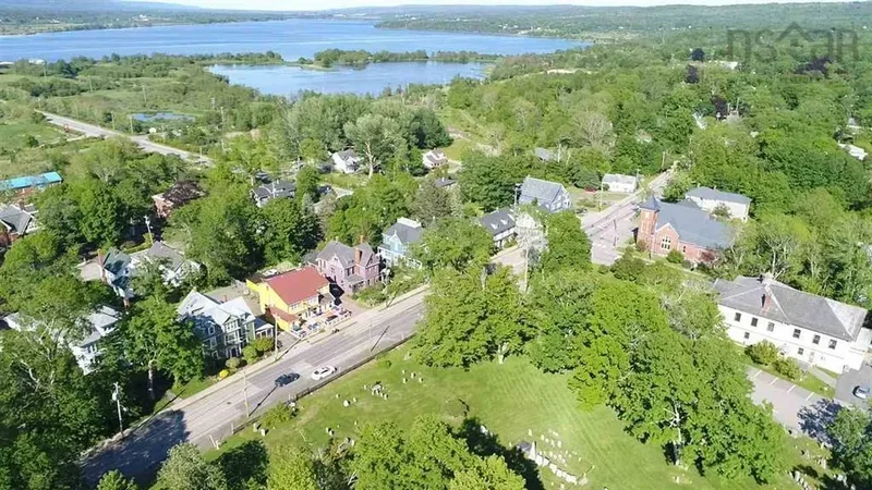 358-360 St George Street, Annapolis Royal, Nova Scotia, Canada. - Photo 7