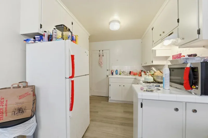 840 El Camino Real, Millbrae, California, United States. - Photo 45