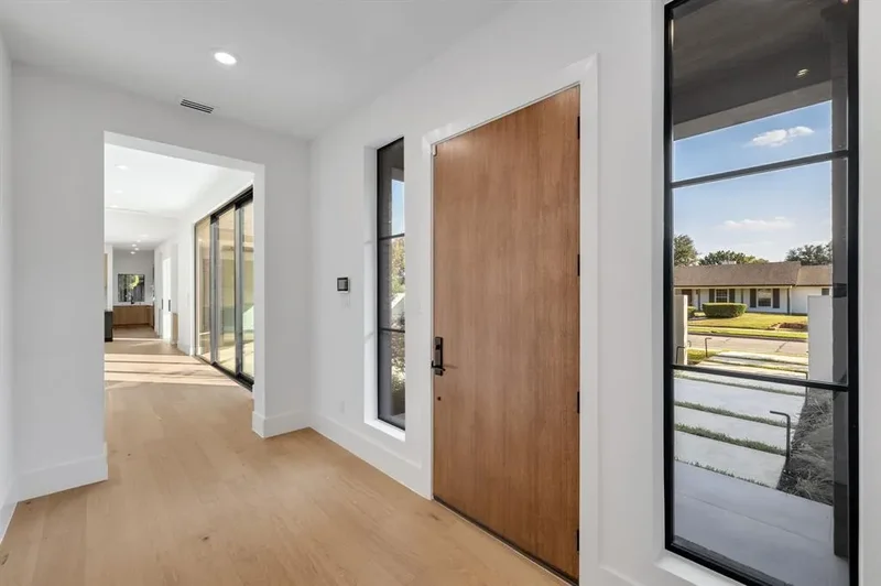 3373 Dorado Beach Drive, Farmers Branch, Texas, United States. - Photo 5