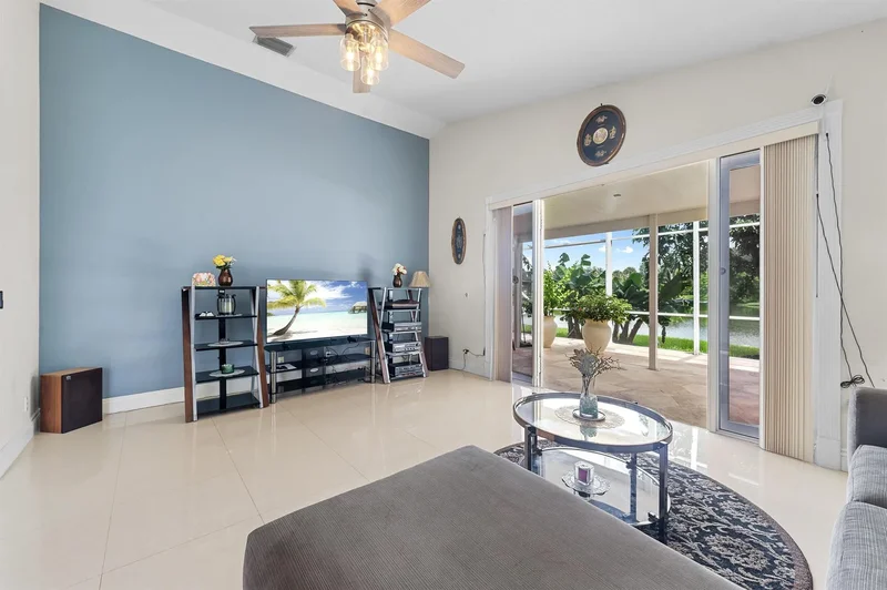 21196 Via Ventura, Boca Raton, FL 33433, Boca Raton, Florida, United States. - Photo 10