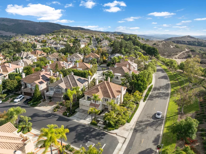 2 Dellwood , Trabuco Canyon, CA 92679, Trabuco Canyon, California, United States. - Photo 41