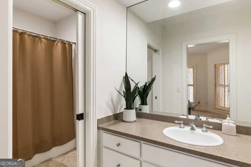 2250 Blackheath Trace, Alpharetta, Georgia, United States. - Photo 34