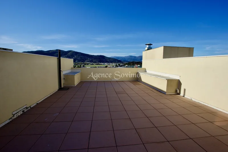 Cannes, Provence-Alpes-Côte d'Azur, France. - Photo 8