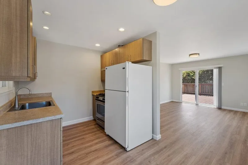 221 Carey Avenue, Freedom, California, United States. - Photo 5