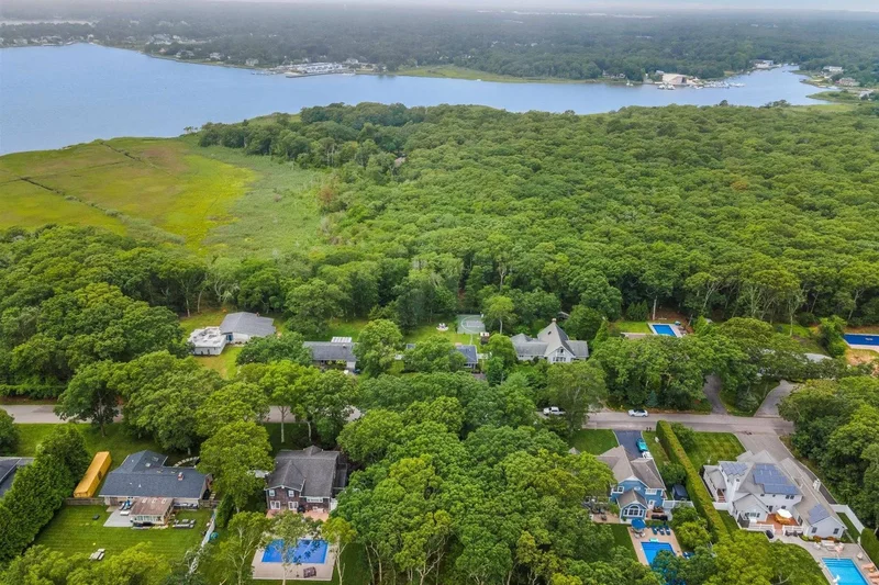 Canvasback Lane, East Quogue, New York, United States. - Photo 16