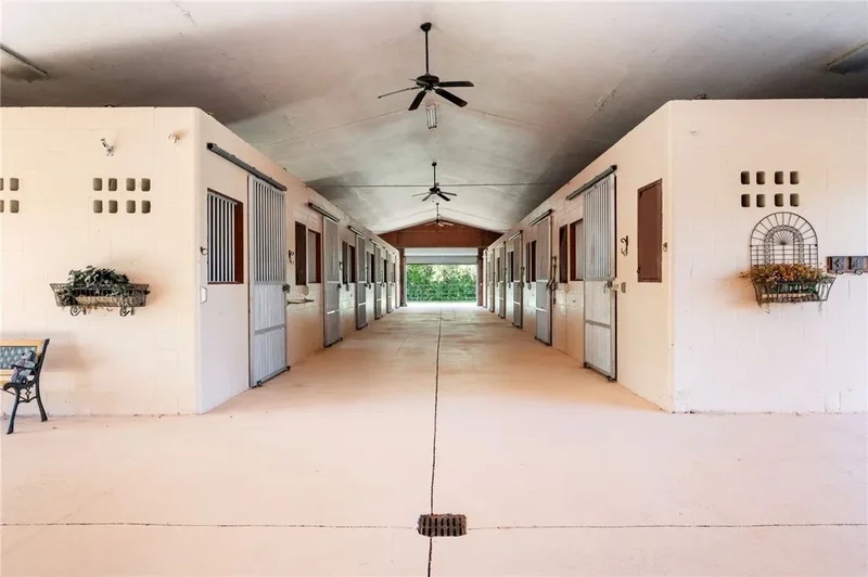 6730 69th Street, Vero Beach, Florida, United States. - Photo 28