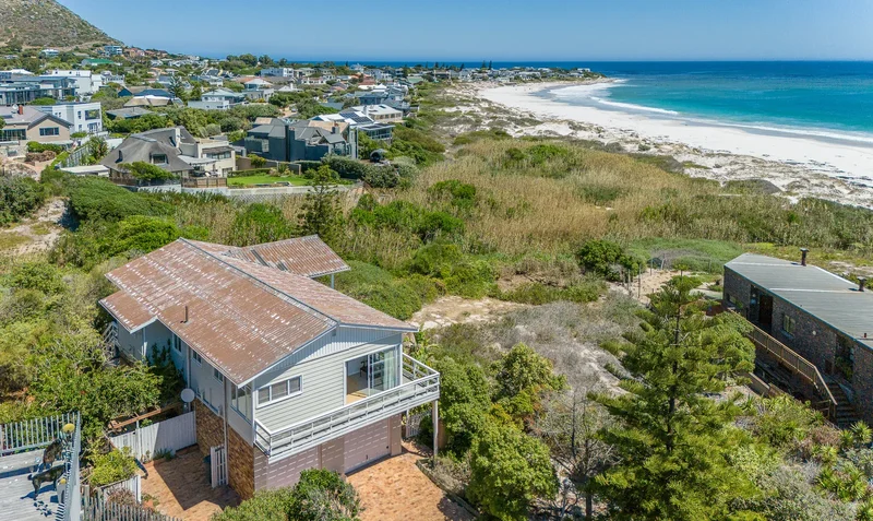 Prime Coastal Property With Magnificent Ocean Views