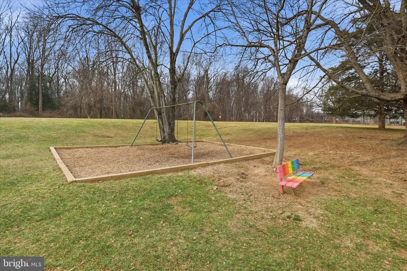 9311 Clanbrook Court, Fairfax, VA 22031, Oakton, Virginia, United States. - Photo 39