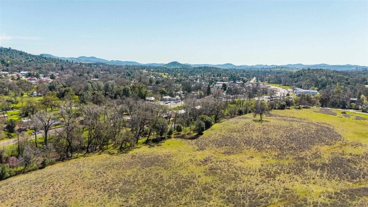 18525 Rawhide Rd, Jamestown, CA 95327, Jamestown, California, United States. - Photo 7