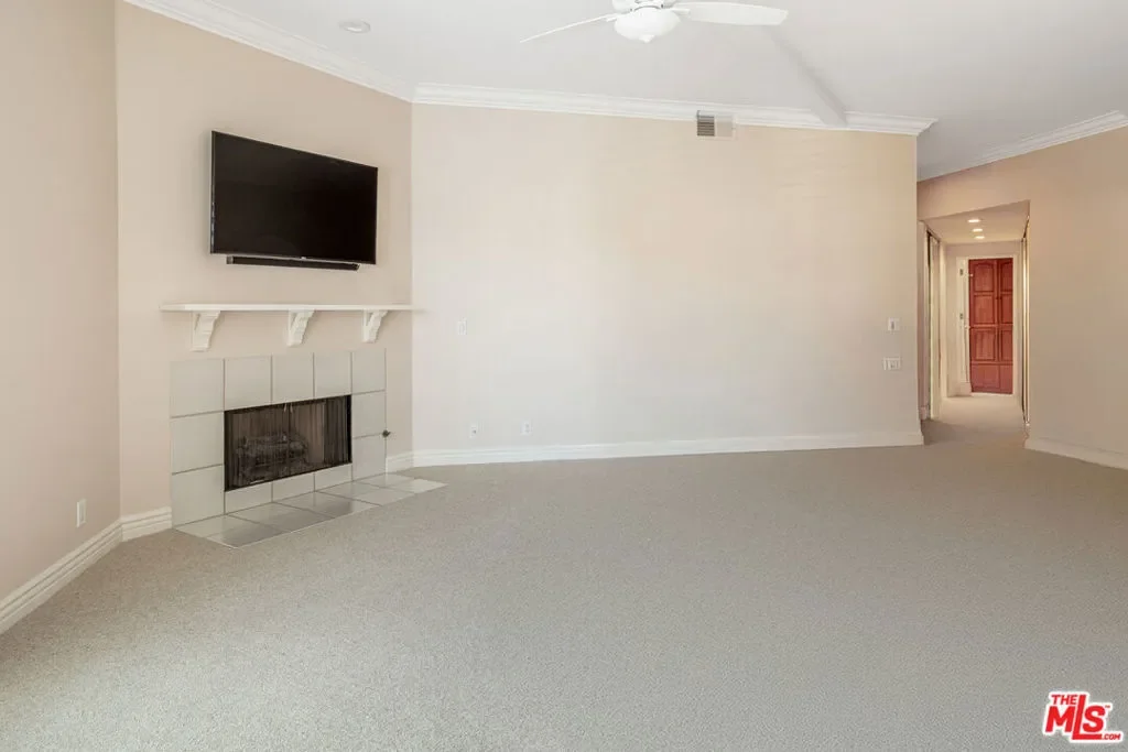 11808 Dorothy Street 206, Los Angeles, California, United States. - Photo 19