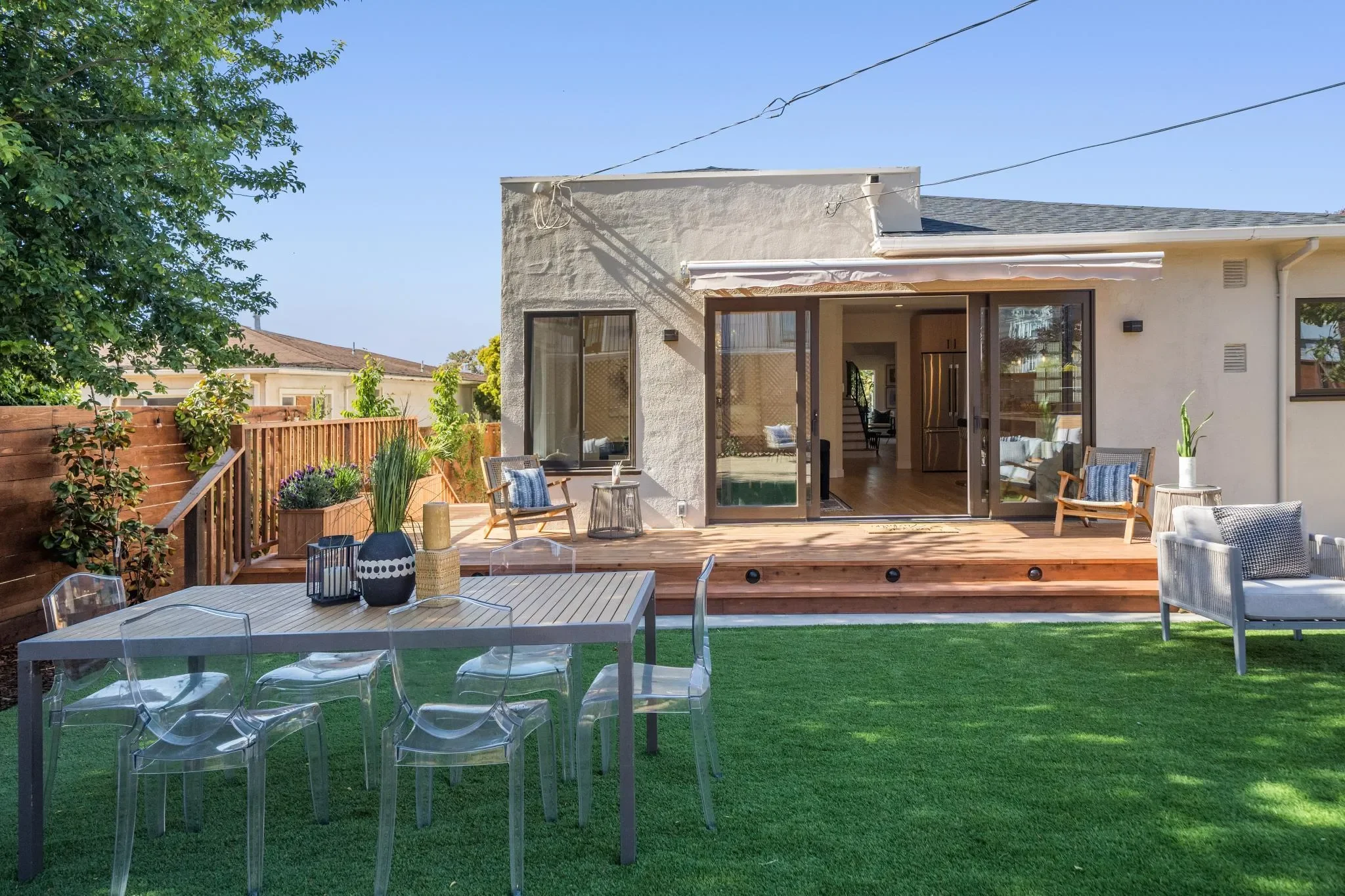 Exterior photo 10