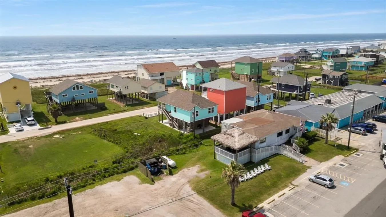 17514 Bristow Drive, Galveston, Texas, United States. - Photo 23
