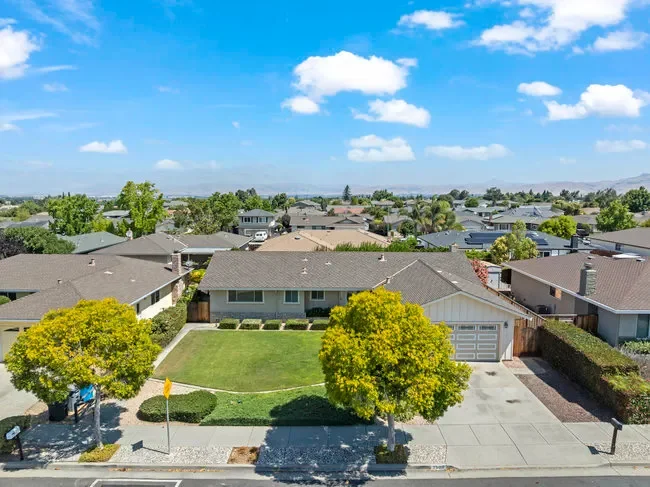 1500 Sunset Drive, Hollister, CA 95023, Hollister, California, United States. - Photo 49