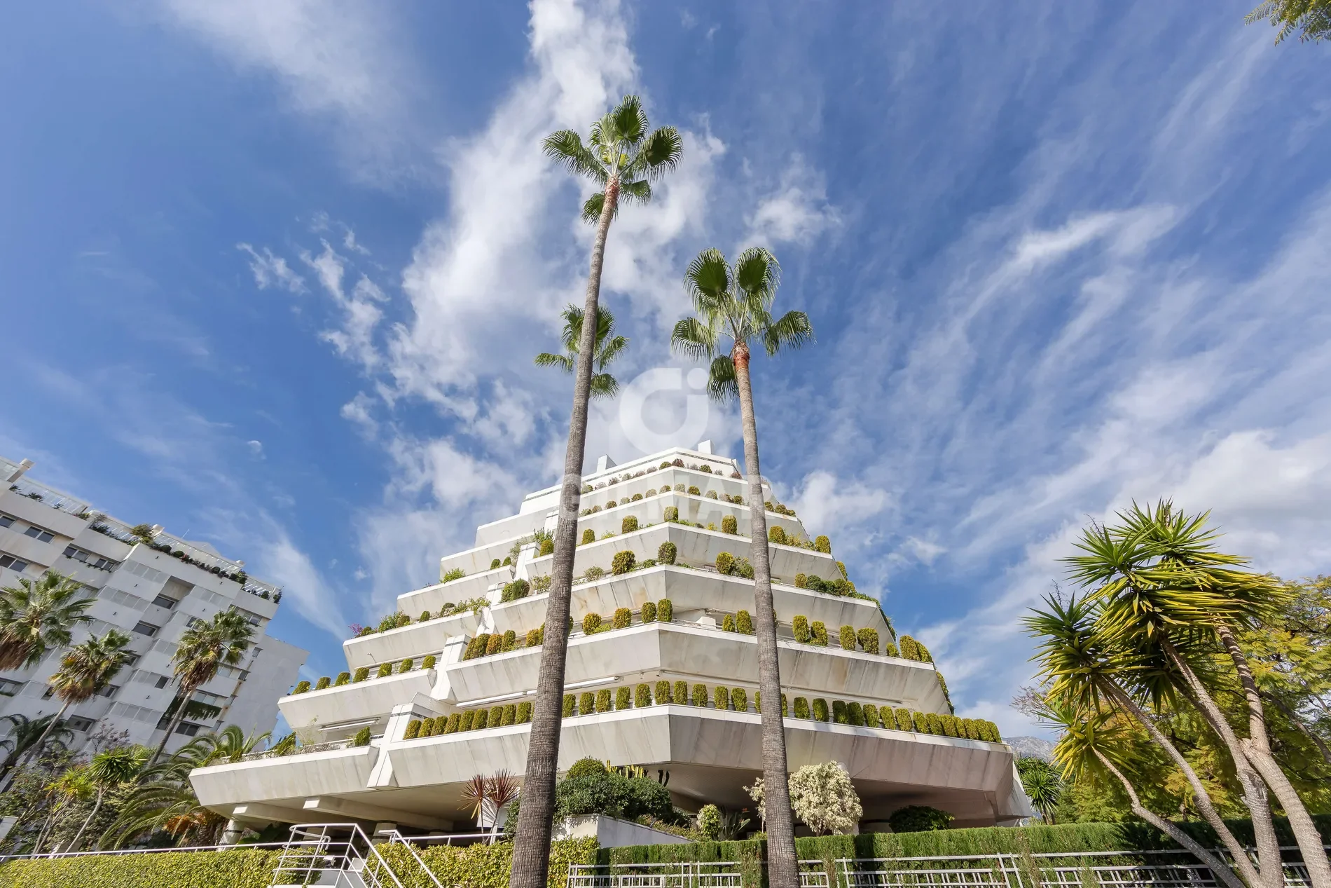 Exterior photo 12