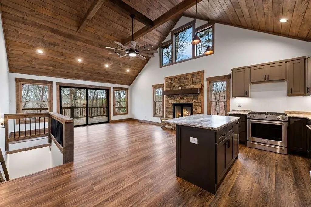2393 Ada Street, Chicago, Illinois, United States. - Photo 11