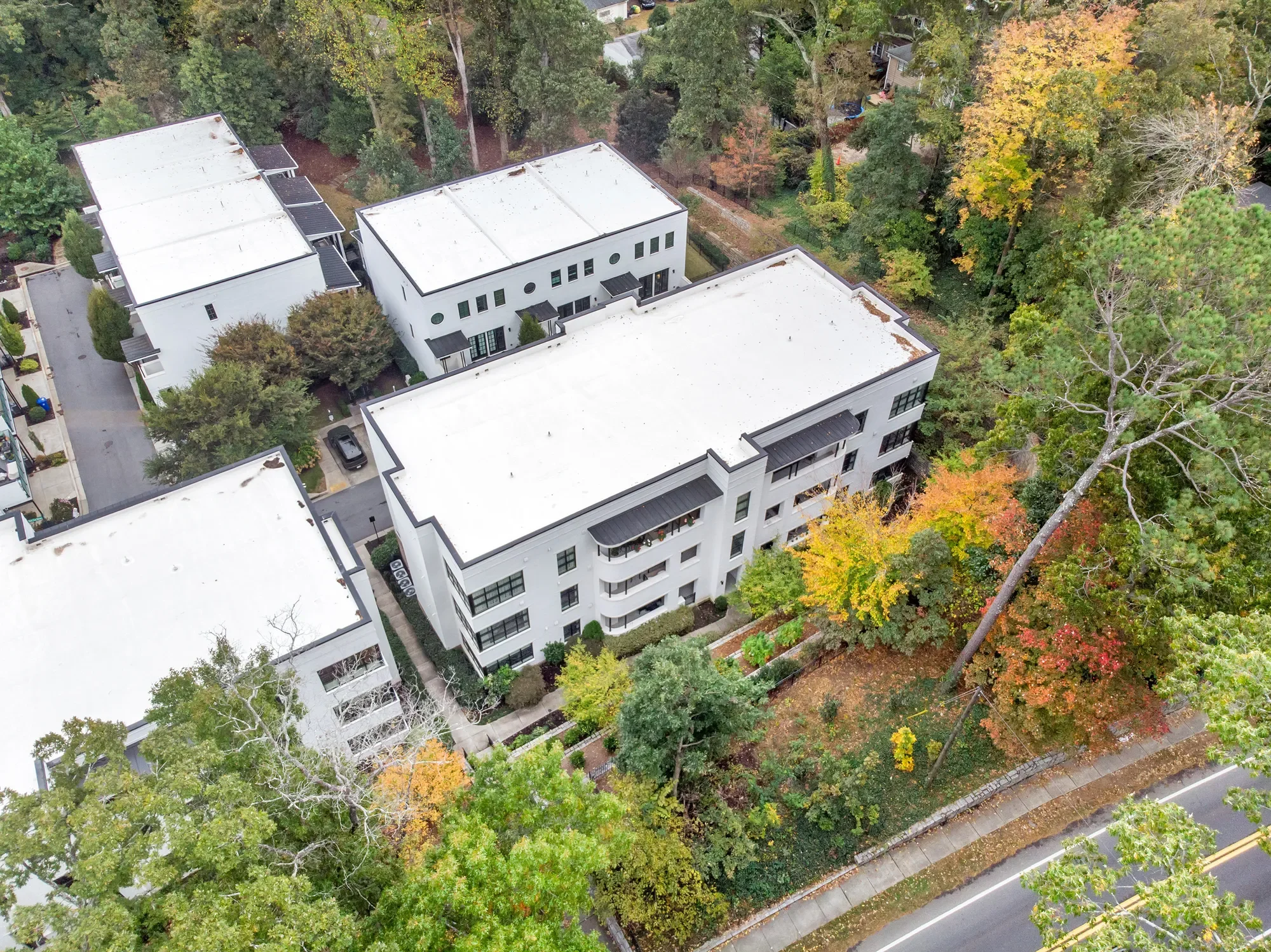 Exterior photo 7