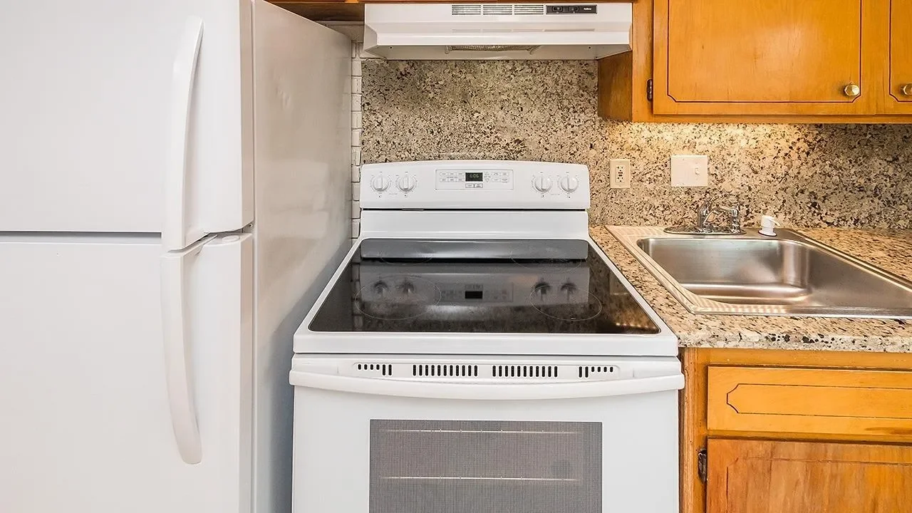 514 Baden Avenue, South San Francisco, California, United States. - Photo 18