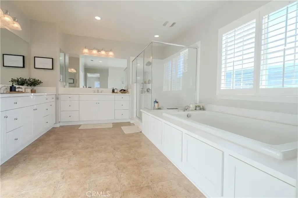 17058 Lagos, Chino Hills, California, United States. - Photo 15
