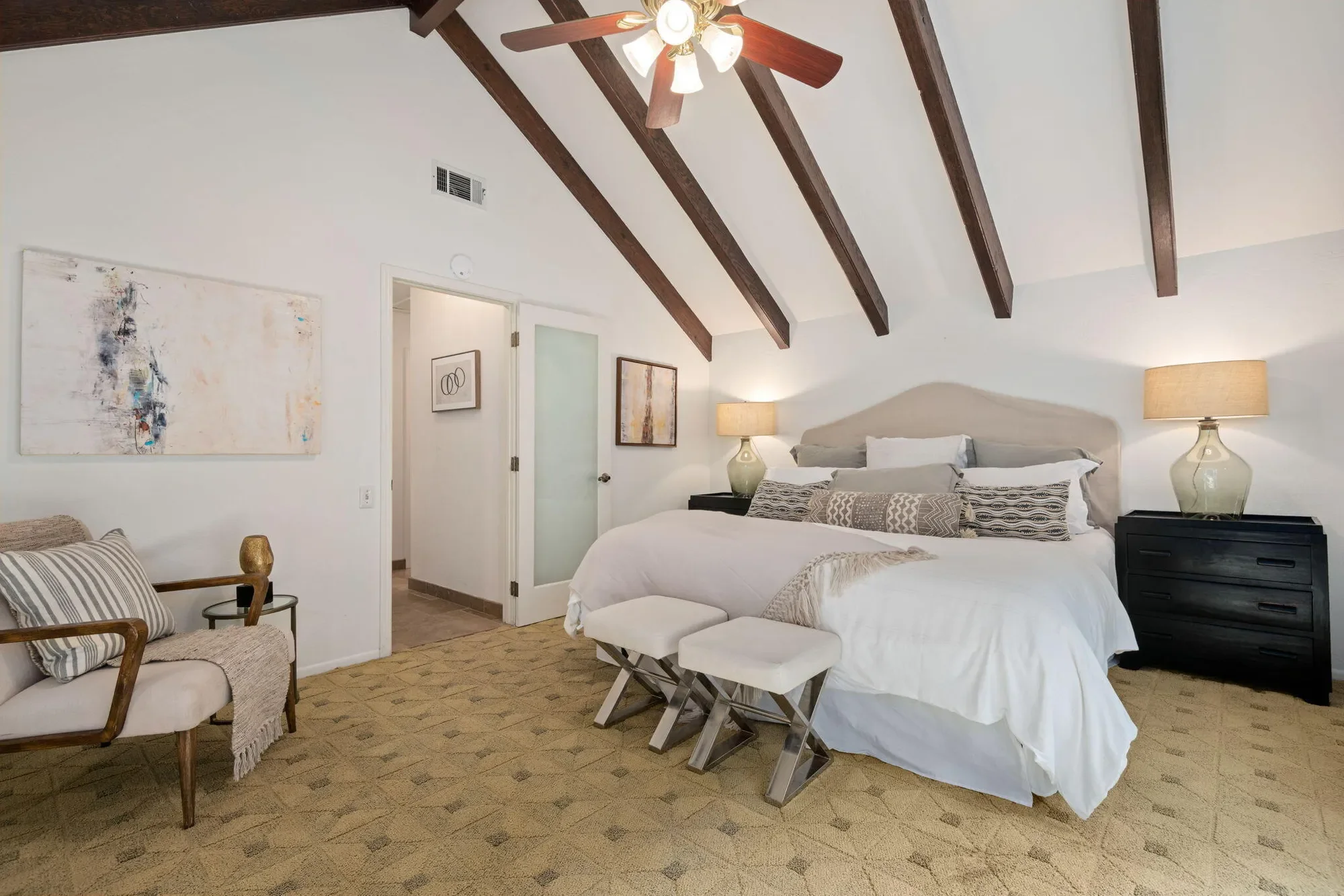 340 W Mountain Drive, Santa Barbara, California, United States. - Photo 17