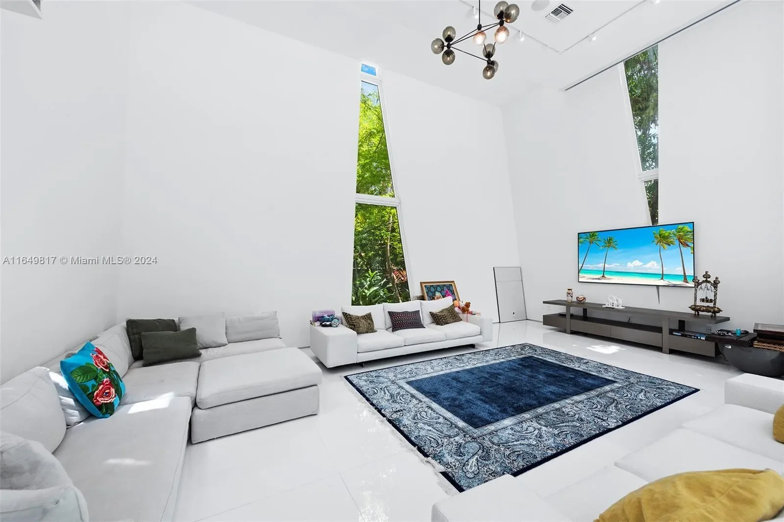 Gallery photo 12