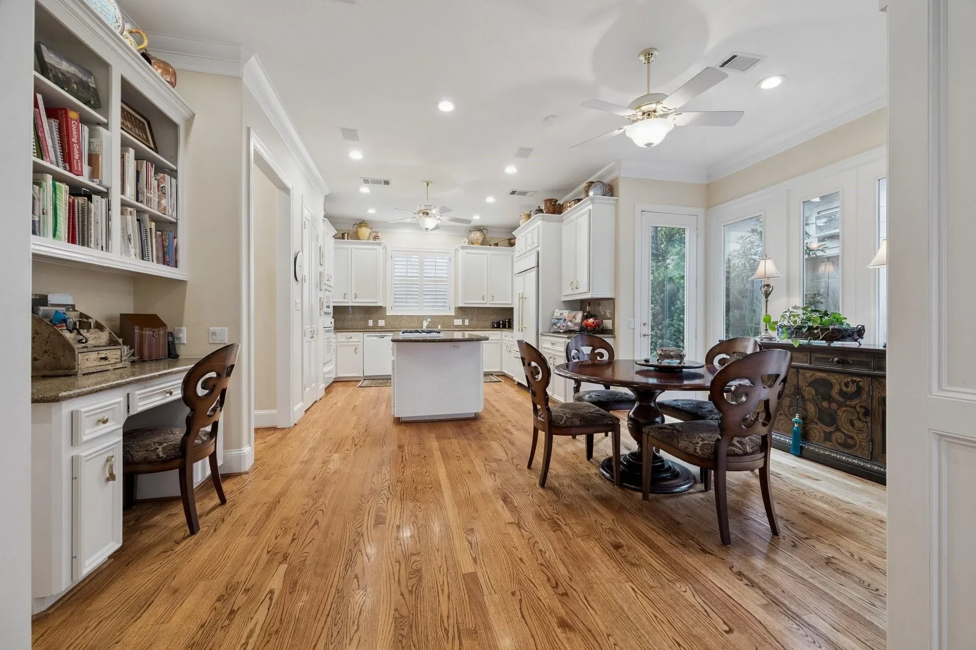 2309 Shakespeare Street, Houston, Texas, United States. - Photo 41