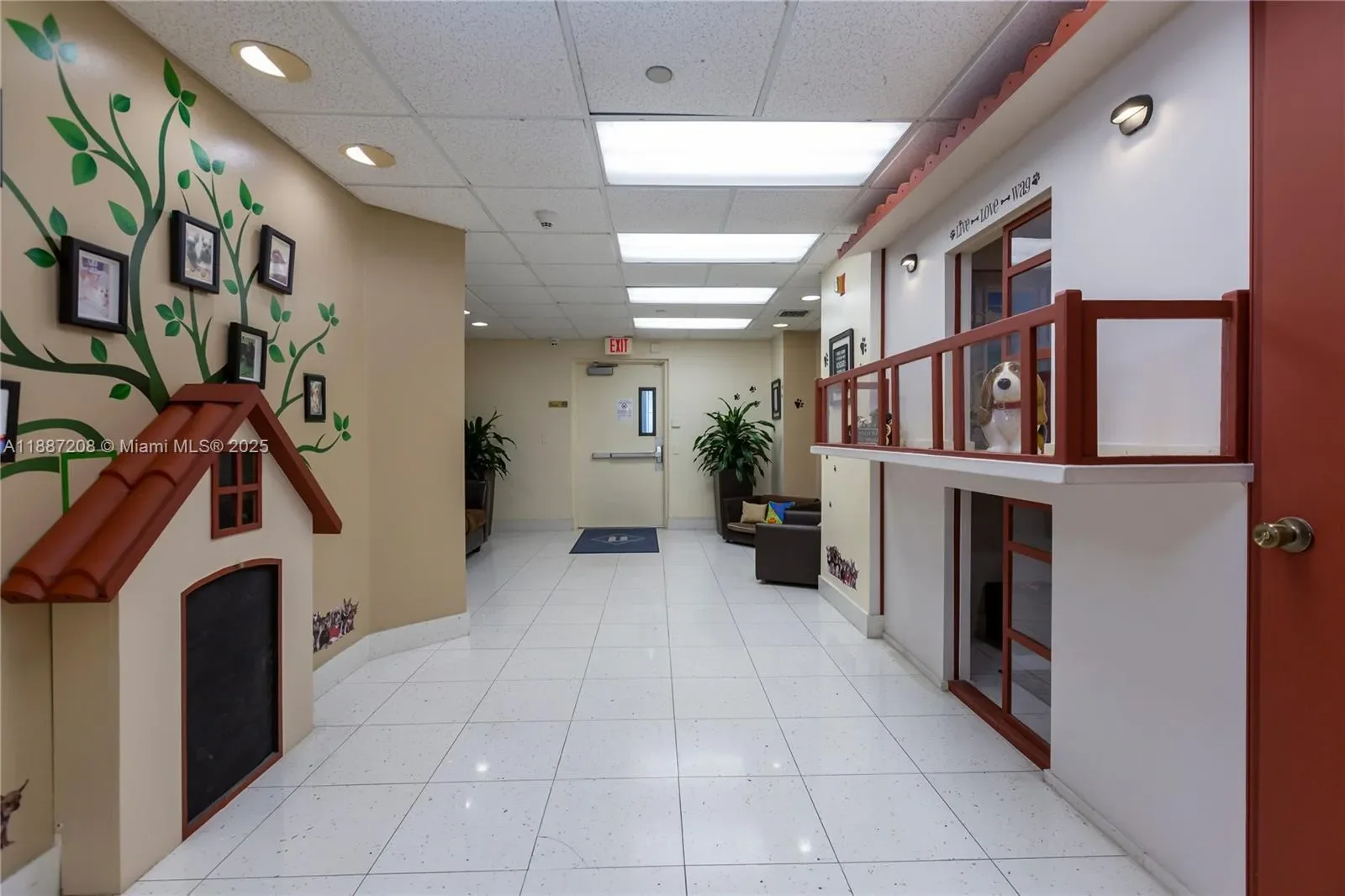 4779 Collins Ave 506, Miami Beach, Florida, United States. - Photo 40