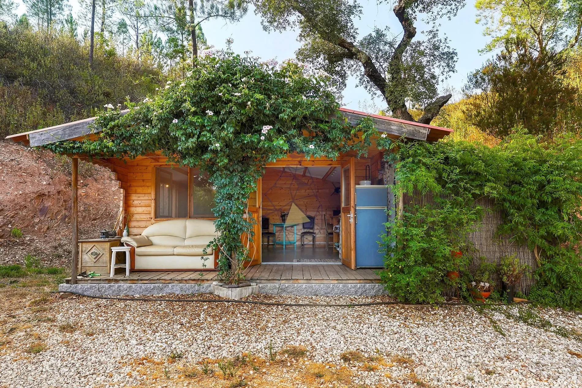 Exterior photo 12