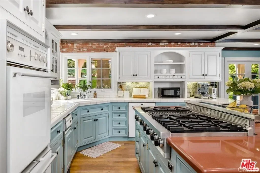 5255 ROUND MEADOW Road, Hidden Hills, California, United States. - Photo 7
