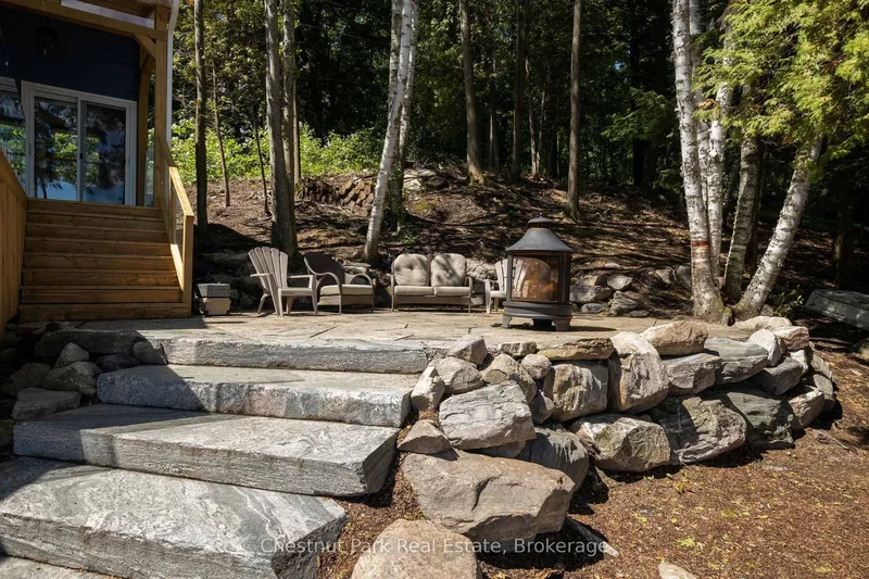 76 Birch Island, Milford Bay, Ontario, Canada. - Photo 24
