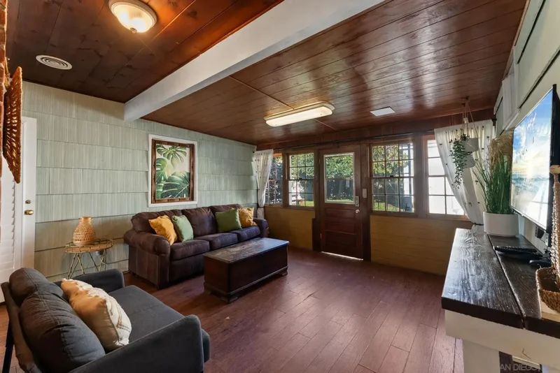 7005 Draper Ave, La Jolla, CA 92037, San Diego, California, United States. - Photo 26